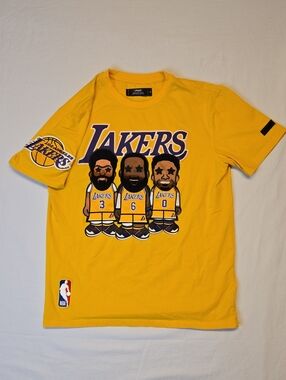 Pro Standard Los Angeles Lakers Yellow Cartoon Charachter Graphic T-Shirt